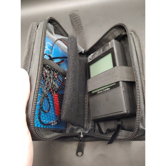 Ultima5 TENS Unit "Electrotherapy" w. Original Carrying Case + Extra Pads - Picture 1 of 6